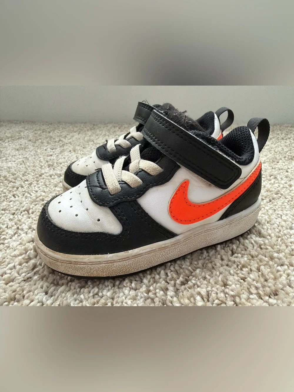 NIKE Toddler BQ5453-115 Court Borough Low 2 White/Black/Orange  Size 6C